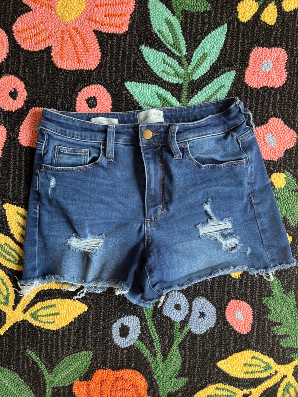 Universal Thread High Rise Midi Shorts SET - Picture 4 of 7